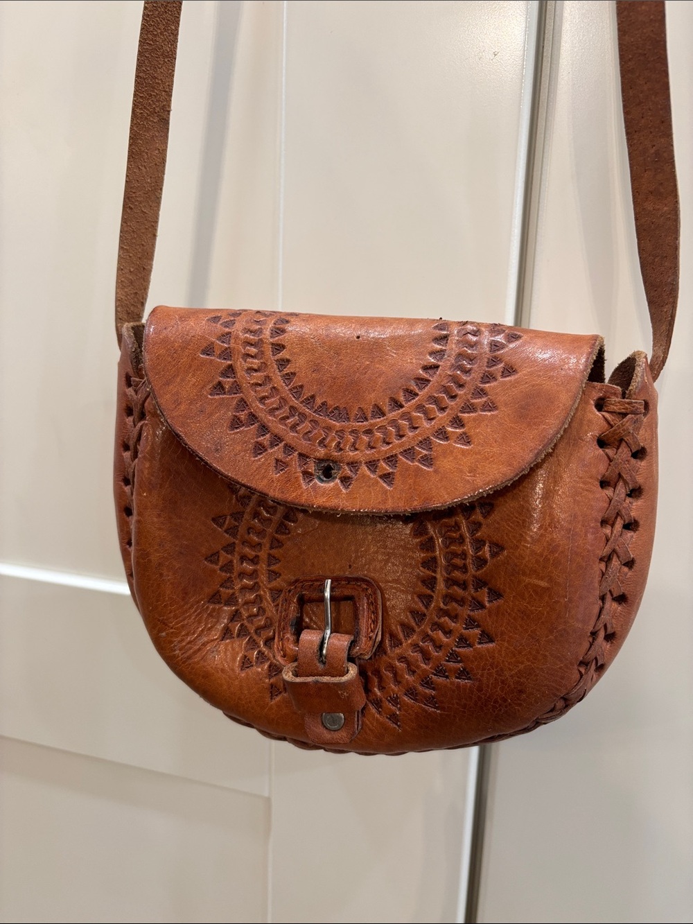 Vintage Handcrafted Brown Leather Crossbody Bag - Brown